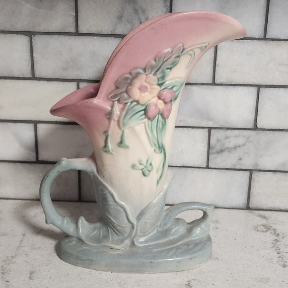 Vintage hull art pottery wildflower cornucopia vase w-10